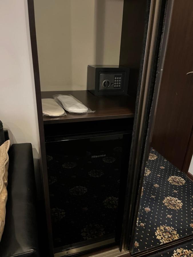 Hotel New Royal 트빌리시 외부 사진