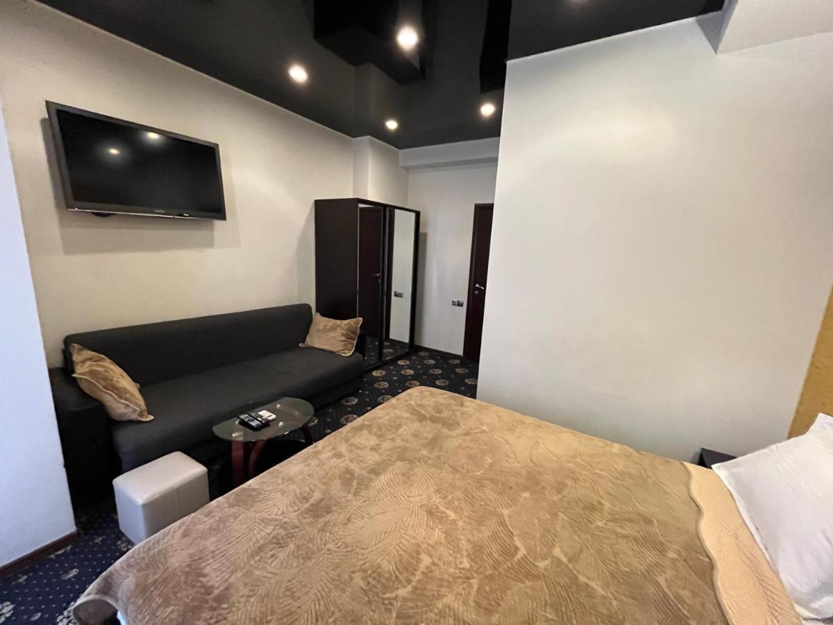 Hotel New Royal 트빌리시 외부 사진
