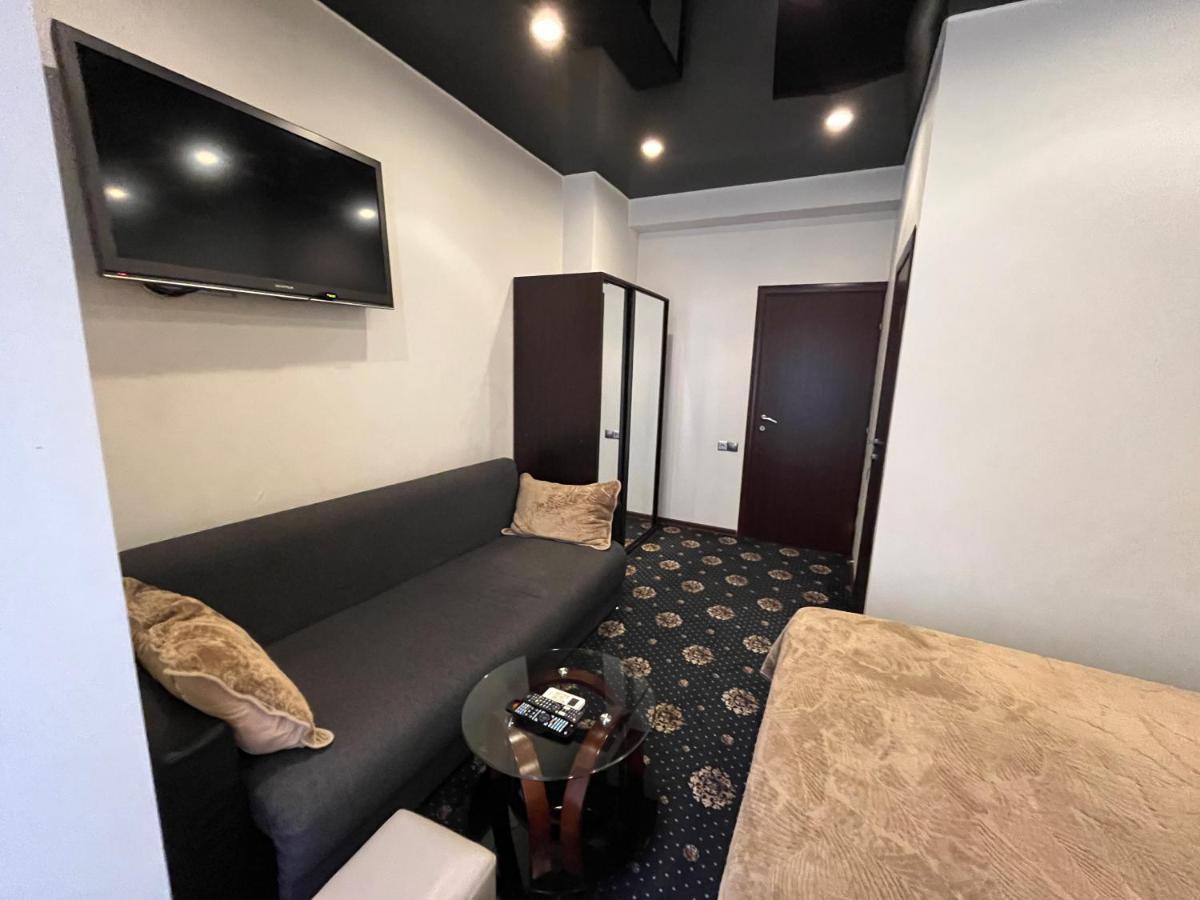 Hotel New Royal 트빌리시 외부 사진